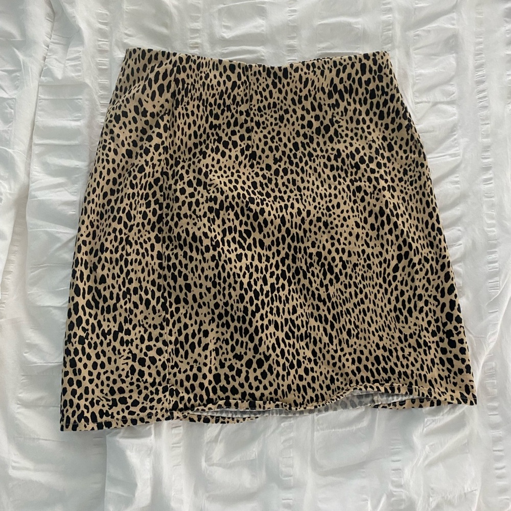 Brandy Melville Cheetah Mini Skirt